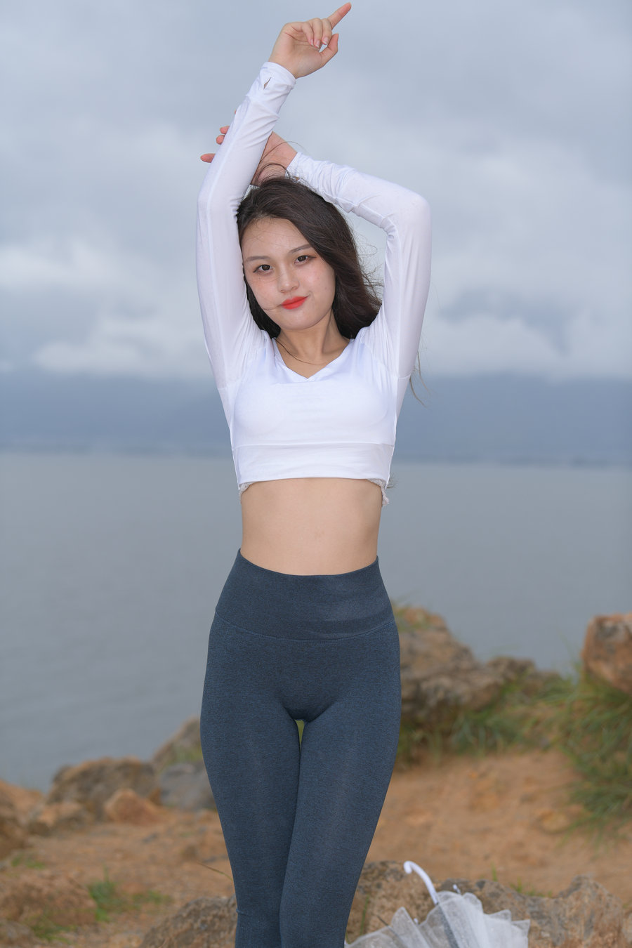 图片[2]-深蓝色瑜伽裤甜美女孩 J1320 514P2V-17.5GB-蜜桃兔兔