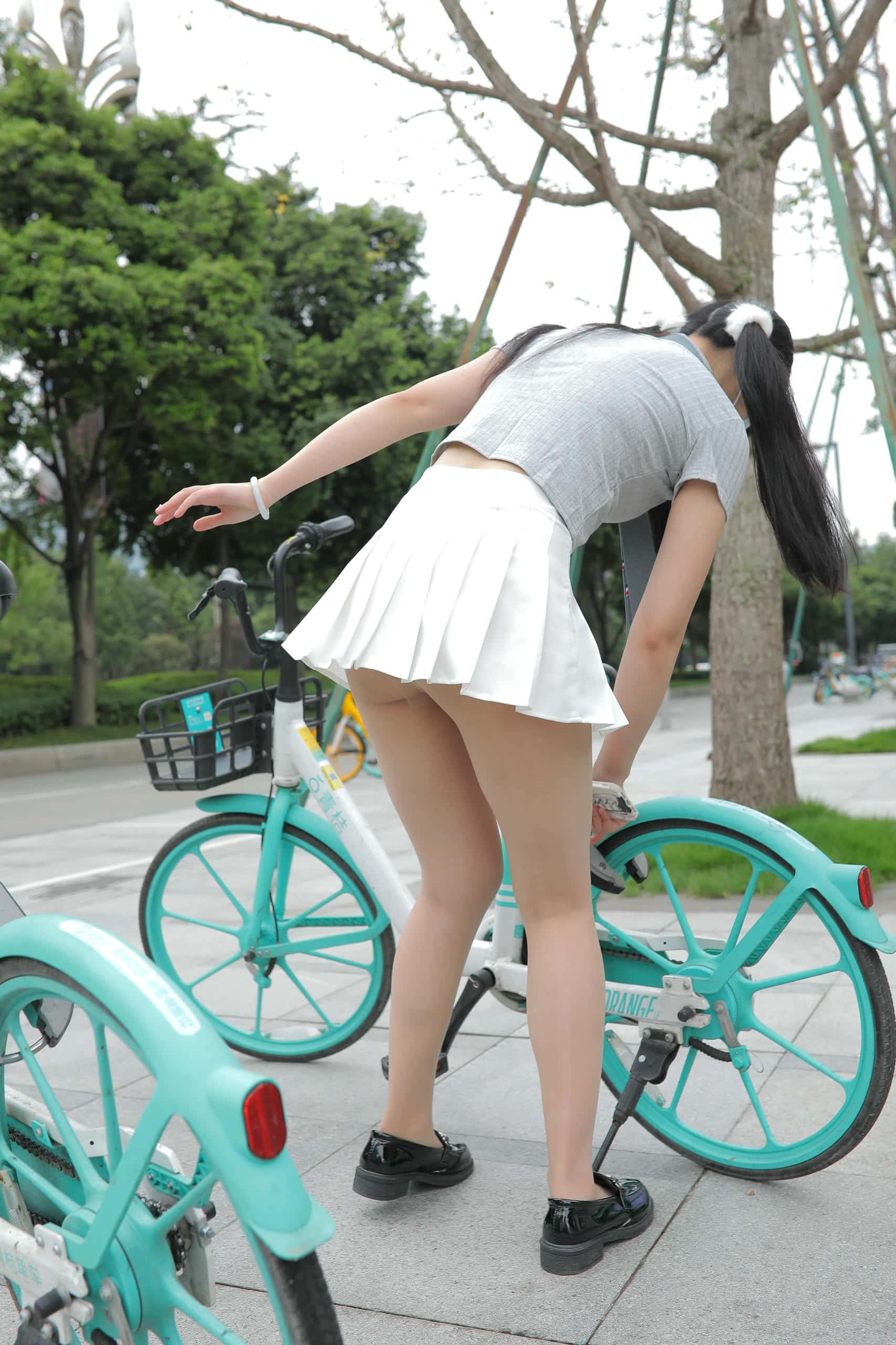 图片[5]-百褶裙少女的心事【476P】J1374-蜜桃兔兔