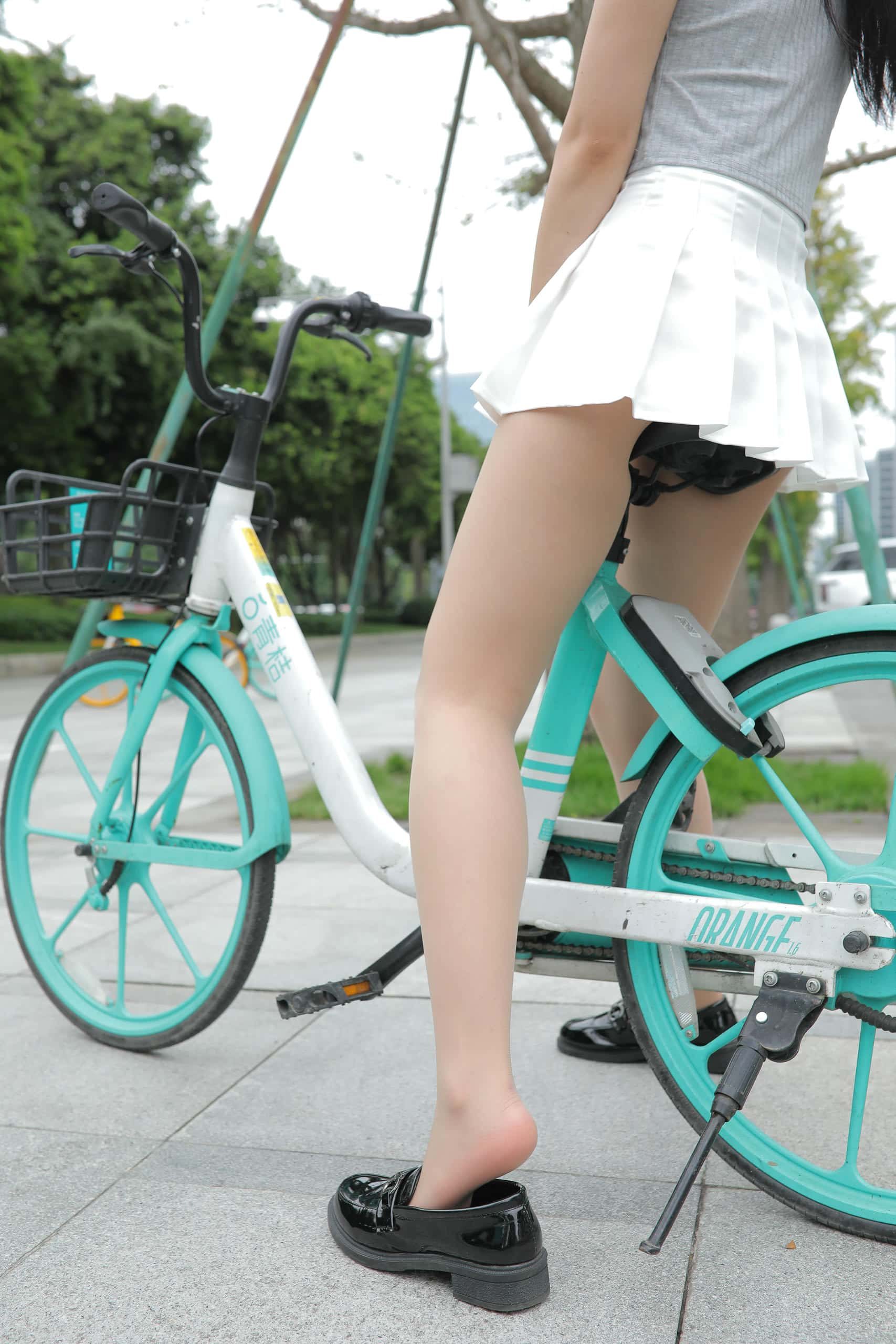 图片[3]-百褶裙少女的心事【476P】J1374-蜜桃兔兔