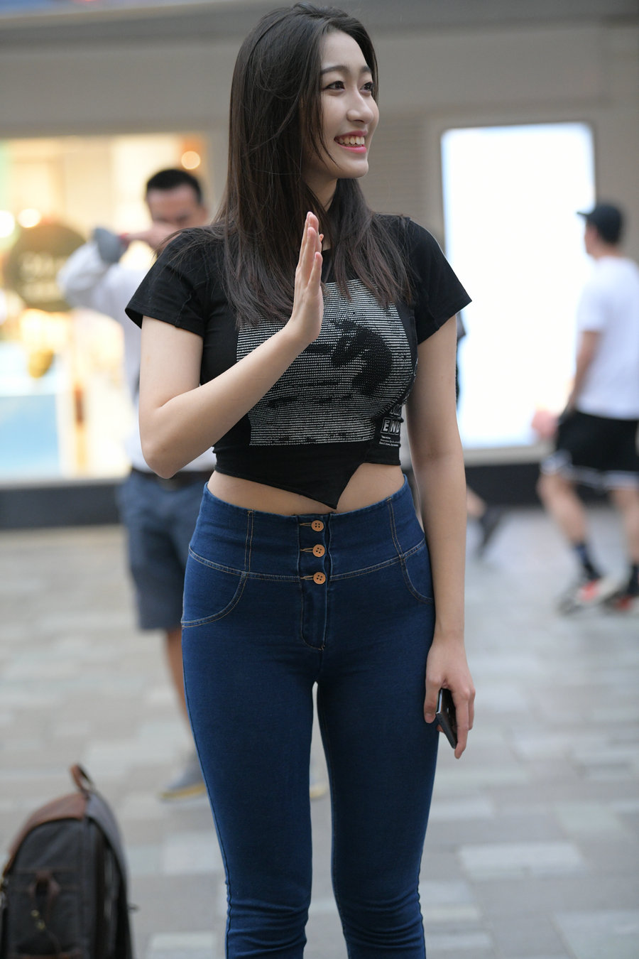 图片[1]-紧身牛仔裤女人J2784 240P-6.66GB-蜜桃兔兔