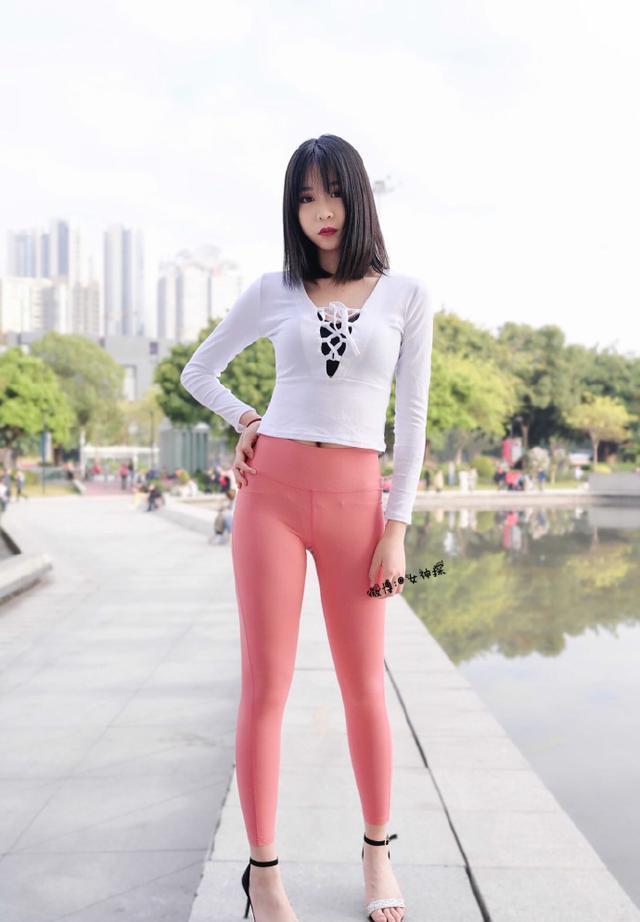图片[2]-粉色瑜伽裤年轻女孩 J1311 417P17V-14.9GB-蜜桃兔兔