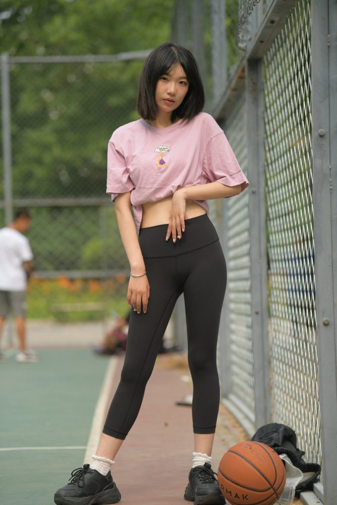 图片[3]-穿瑜伽裤打篮球的大三女孩J2198 463P1V-18.6GB-蜜桃兔兔