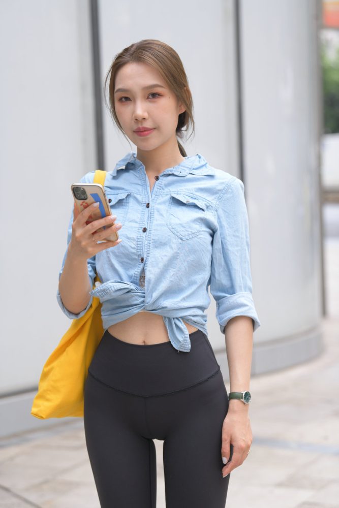 图片[1]-非常漂亮的瑜伽裤女孩J1990 733P1V-27.9GB-蜜桃兔兔