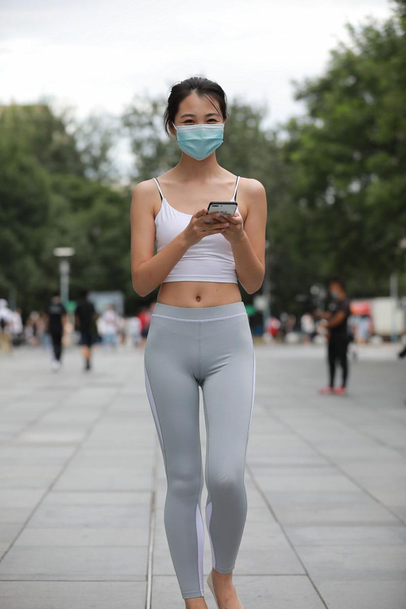 图片[4]-灰色瑜伽裤姑娘笑容超甜 J5074 180P2V-2.15GB-蜜桃兔兔