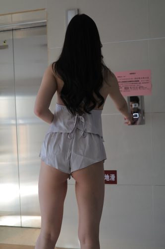 图片[4]-非常有女人味的热裤姑娘【228P】0007-蜜桃兔兔
