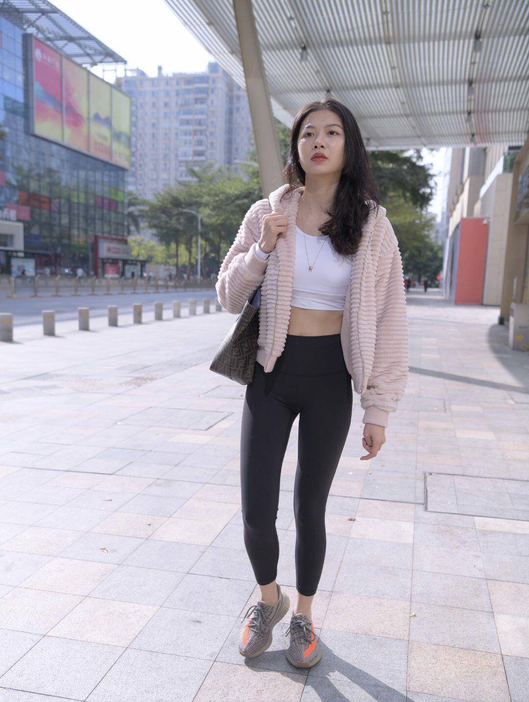 图片[3]-逛街的紧身瑜伽裤女孩 J1455 411P2V-26.6GB-蜜桃兔兔