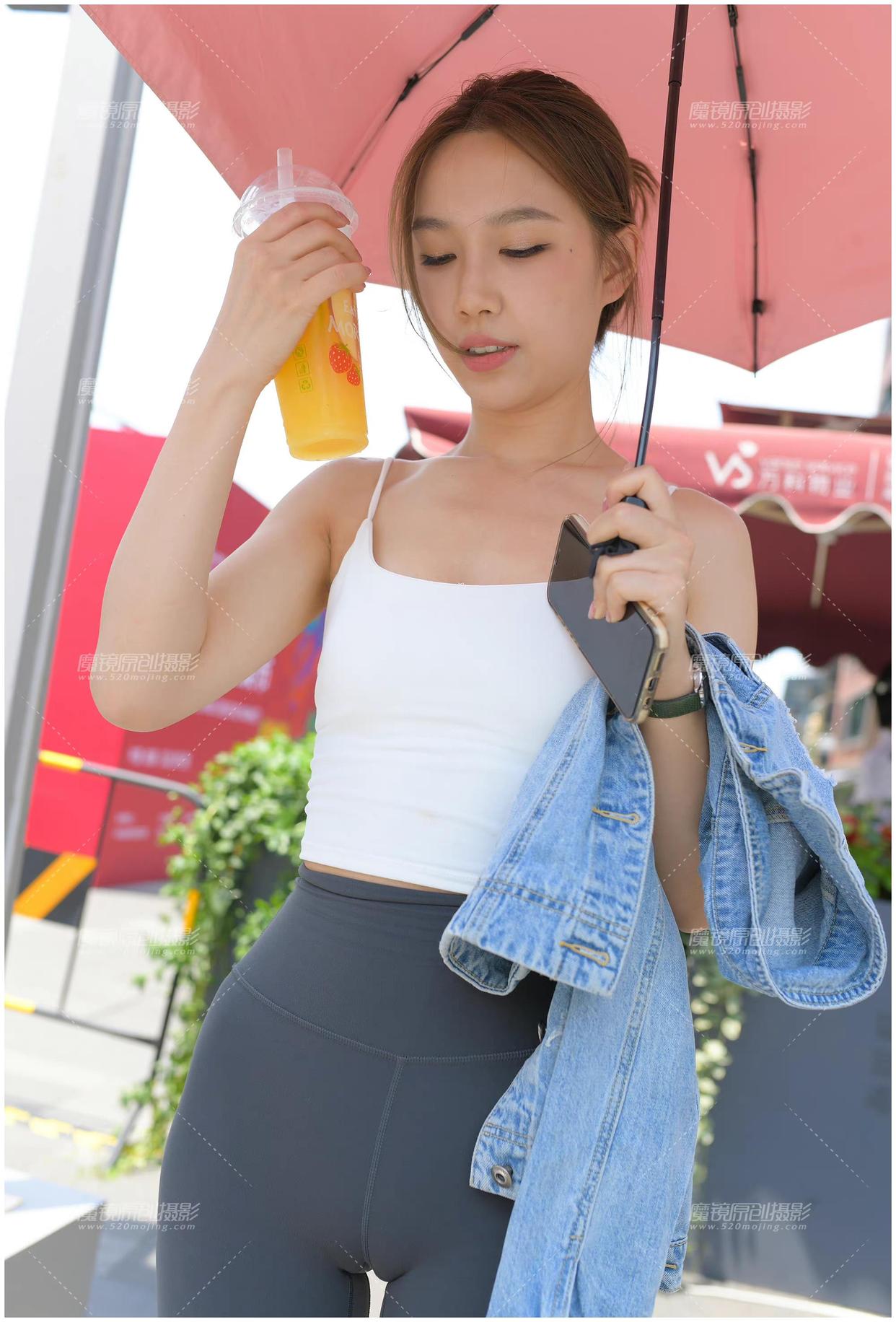 图片[3]-在外面逛街的瑜伽裤小姐姐J2226 833P1V-26.8GB-蜜桃兔兔