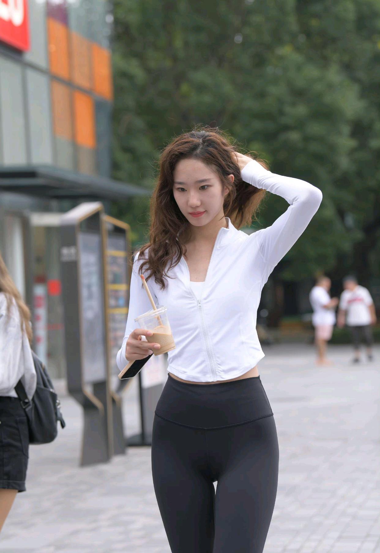 图片[5]-像刘亦菲的黑色瑜伽裤女孩J2237 340P1V-14.8GB-蜜桃兔兔