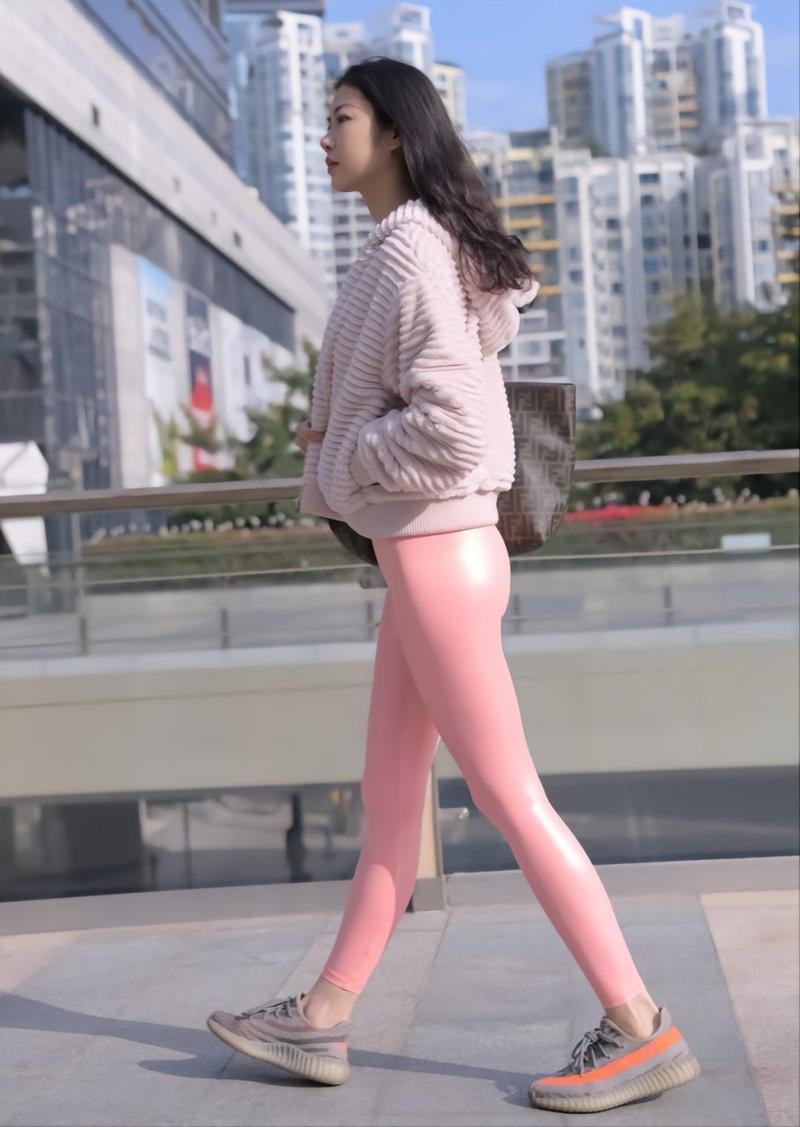 图片[2]-粉红色紧身裤的女孩 J1482 365P2V-18.1GB-蜜桃兔兔