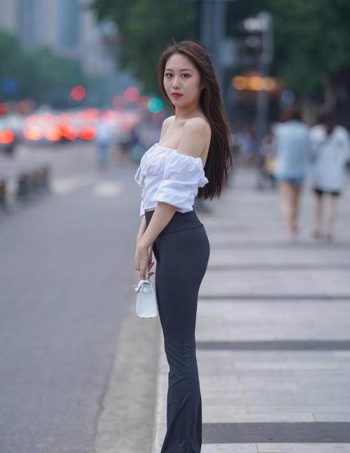 图片[3]-身材非常哇塞的瑜伽裤女孩  J1333 521P6V-21.6GB-蜜桃兔兔