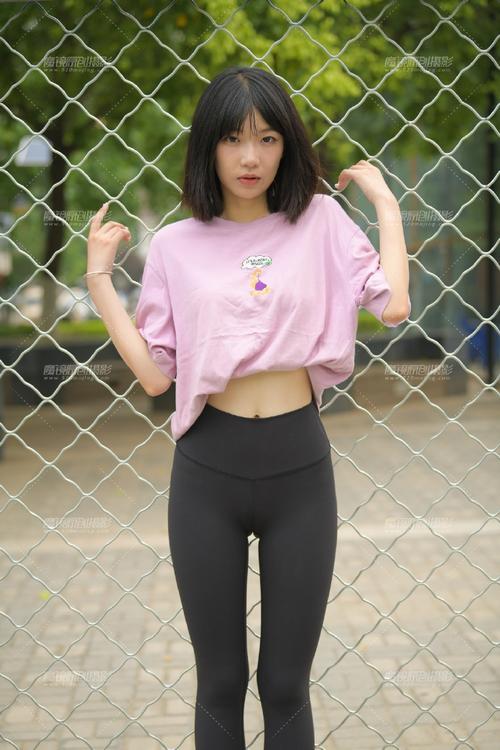 图片[5]-穿瑜伽裤打篮球的大三女孩J2198 463P1V-18.6GB-蜜桃兔兔