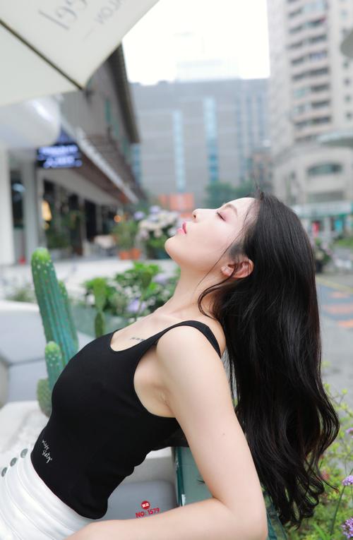 图片[2]-非常漂亮的白色紧身裤女孩J2055 895P2V-24.5GB-蜜桃兔兔