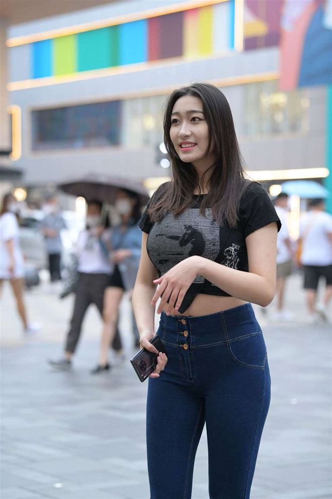 图片[3]-紧身牛仔裤女人J2784 240P-6.66GB-蜜桃兔兔