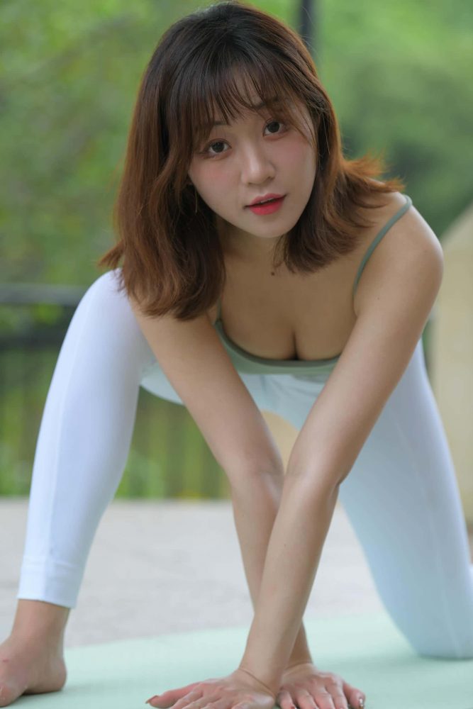 阳光明媚的下午，她迟到了【743P】J1675-蜜桃兔兔