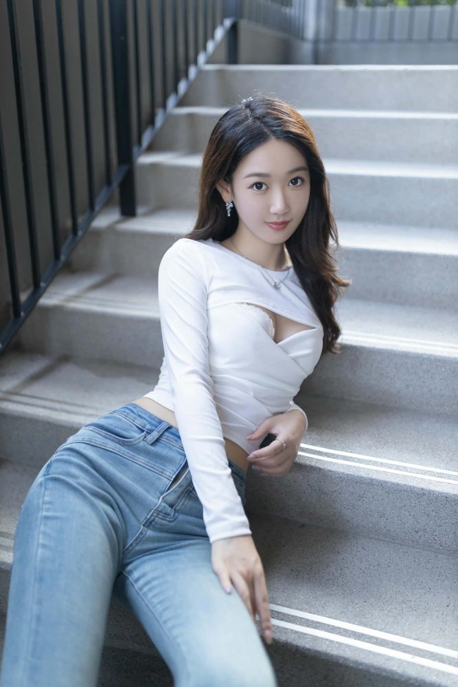 唐安琪 - 户外牛仔裤写真 【40P】P25226-蜜桃兔兔