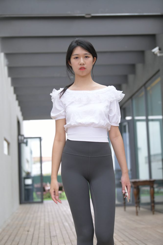 户外瑜伽女孩J3985 709P2V-34.2GB-蜜桃兔兔