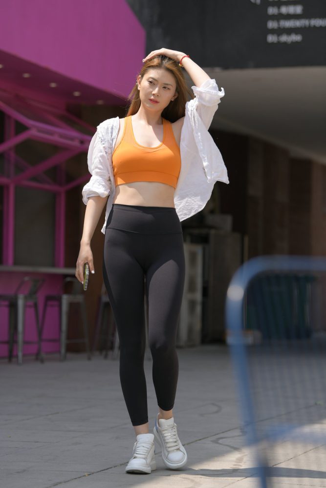 自信的瑜伽裤女孩J3670 712P-14.9GB-蜜桃兔兔