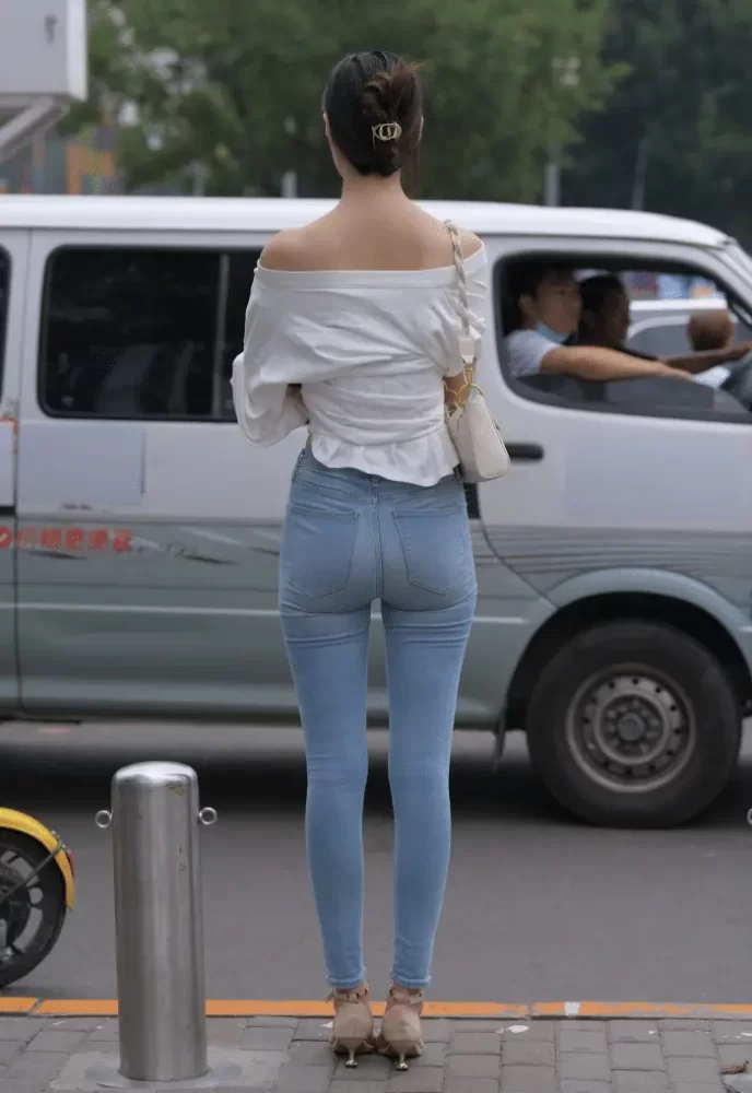 紧身牛仔裤优雅小女人J2238 322P1V-14.1GB-蜜桃兔兔