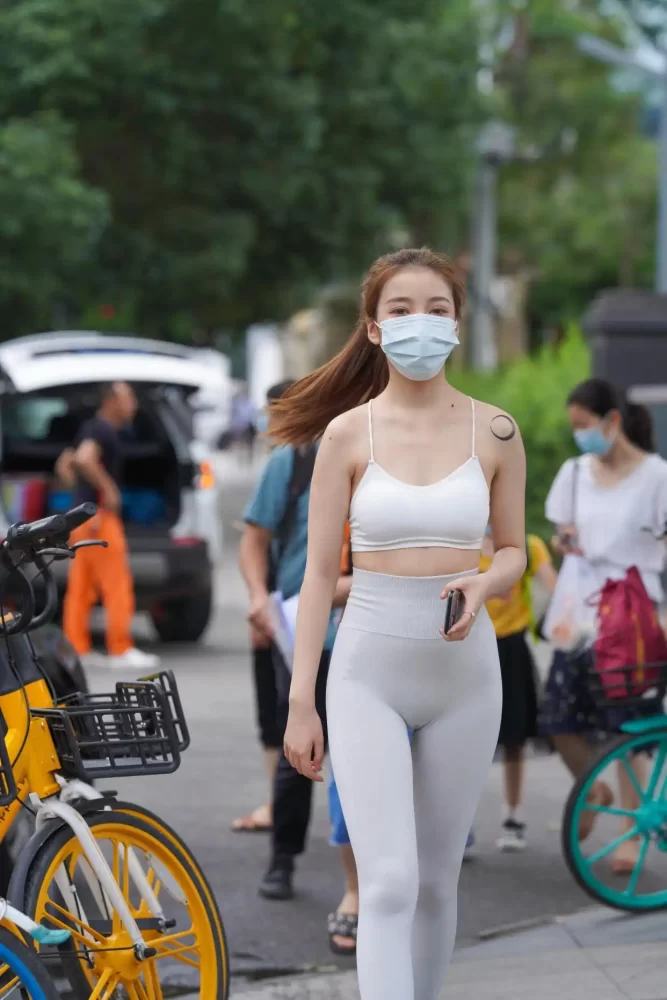 灰色瑜伽裤女孩 J1323 723P4V-17.9GB-蜜桃兔兔