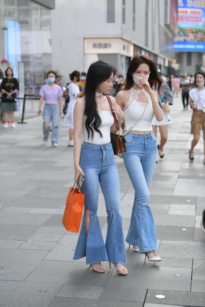 身材绝佳的时尚姐妹花【160P】J4470-蜜桃兔兔